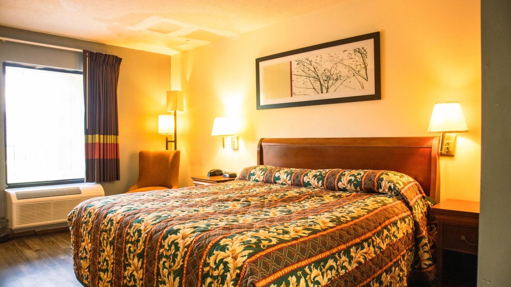 Executive Inn Yanceyville Экстерьер фото